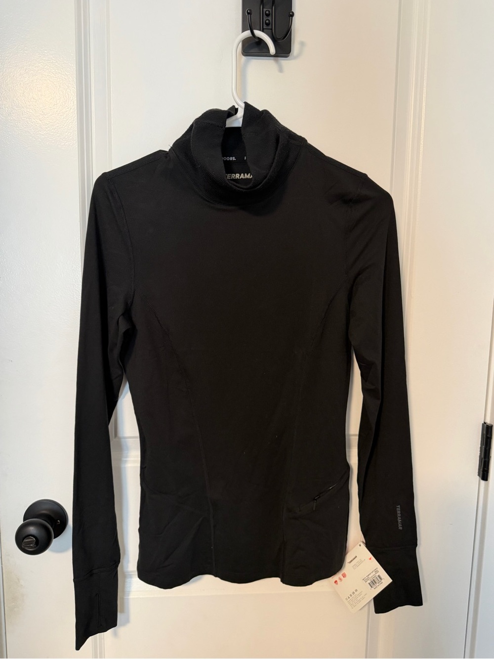 NWT woman’s small terramar climasense 2.0 baselayer in black